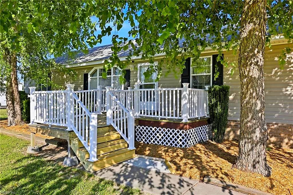 204 Katies TRL, ELIZABETHCITY NC 27909 - Main photo