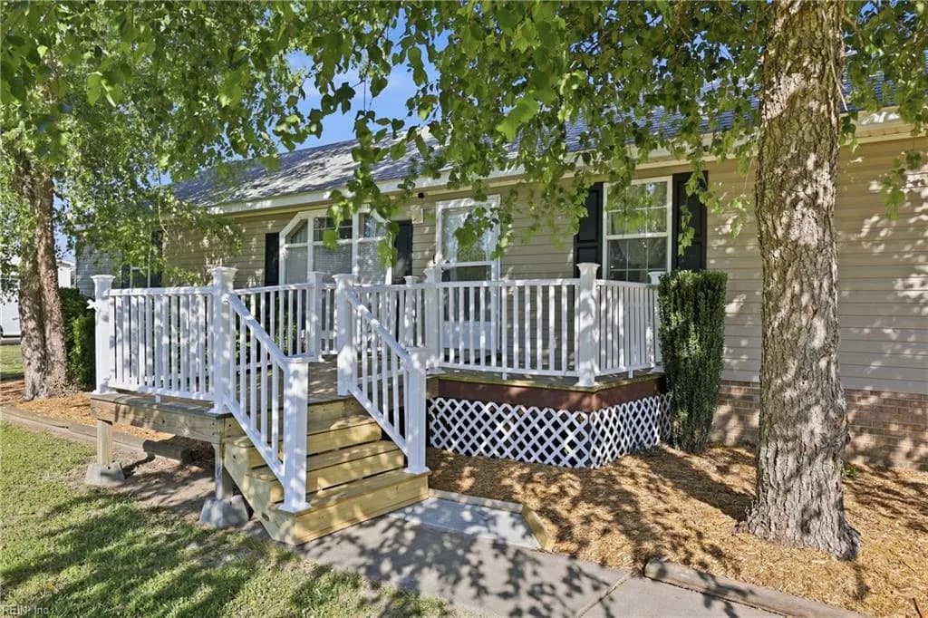 204 Katies TRL, ELIZABETHCITY NC 27909 - Main photo