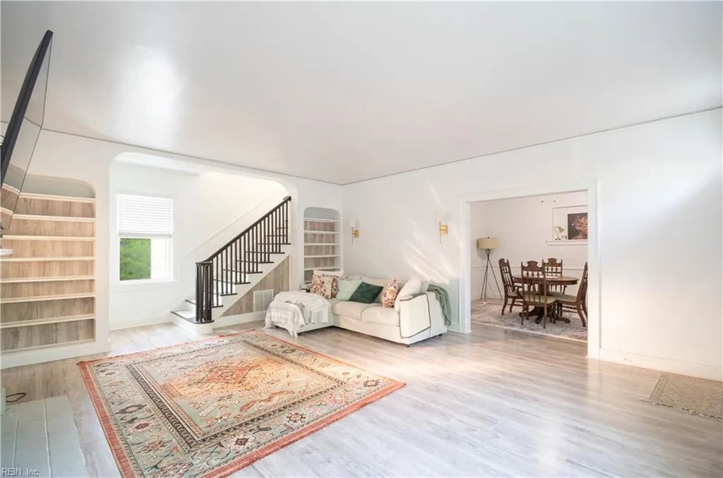 323 64th ST, NEWPORTNEWS VA 23607 - Photo 4
