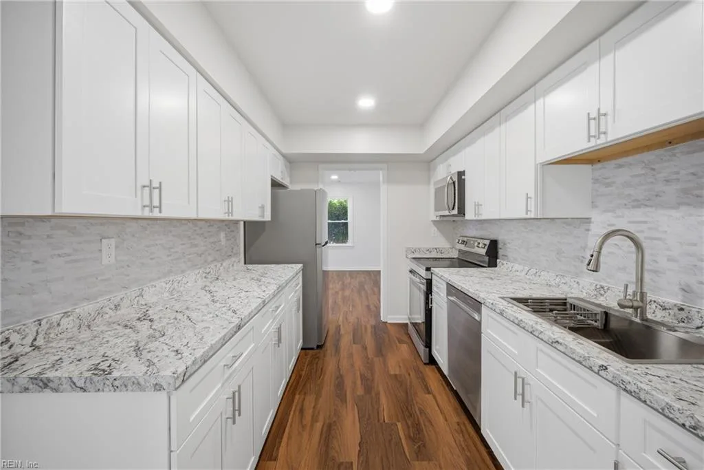 3401 Wheatfield CT, PORTSMOUTH VA 23703 - Photo 3