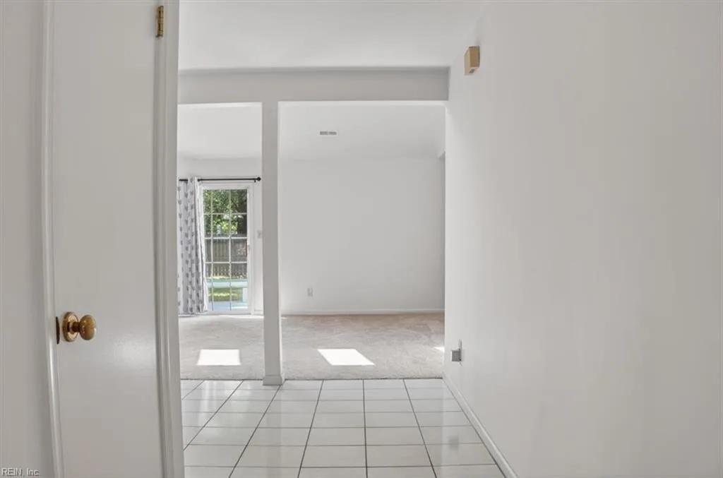 185 Abbey CT, NEWPORTNEWS VA 23602 - Photo 5
