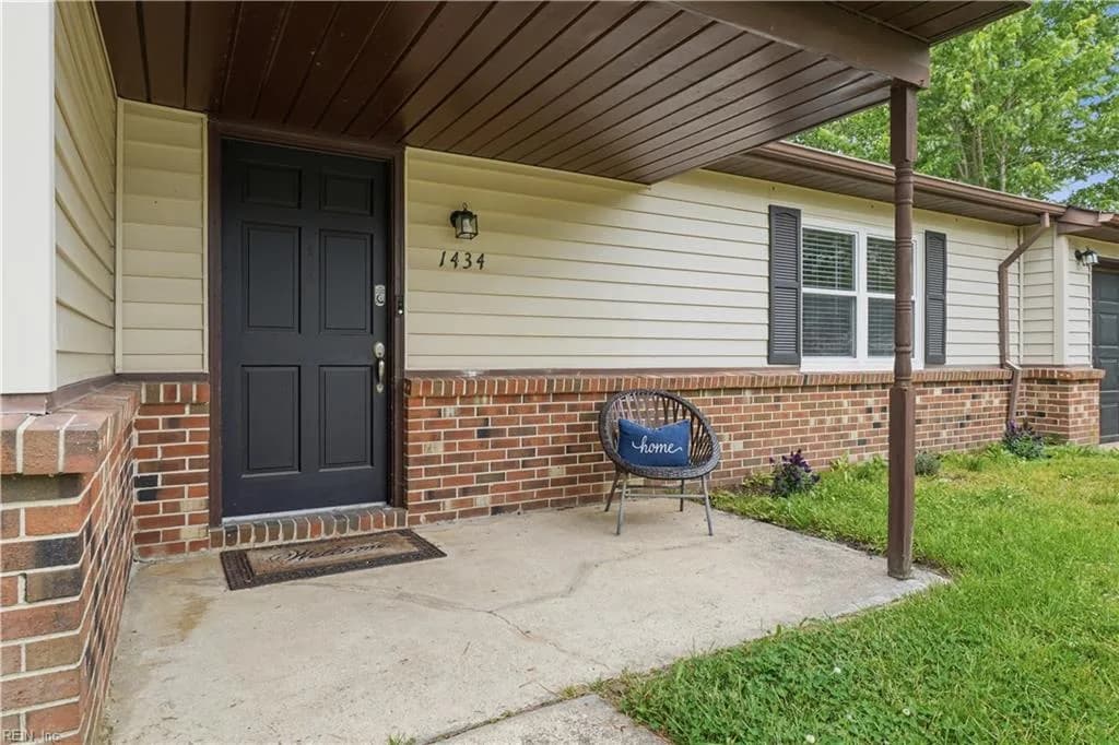 1434 Peony ARCH, VIRGINIABEACH VA 23453 - Photo 4