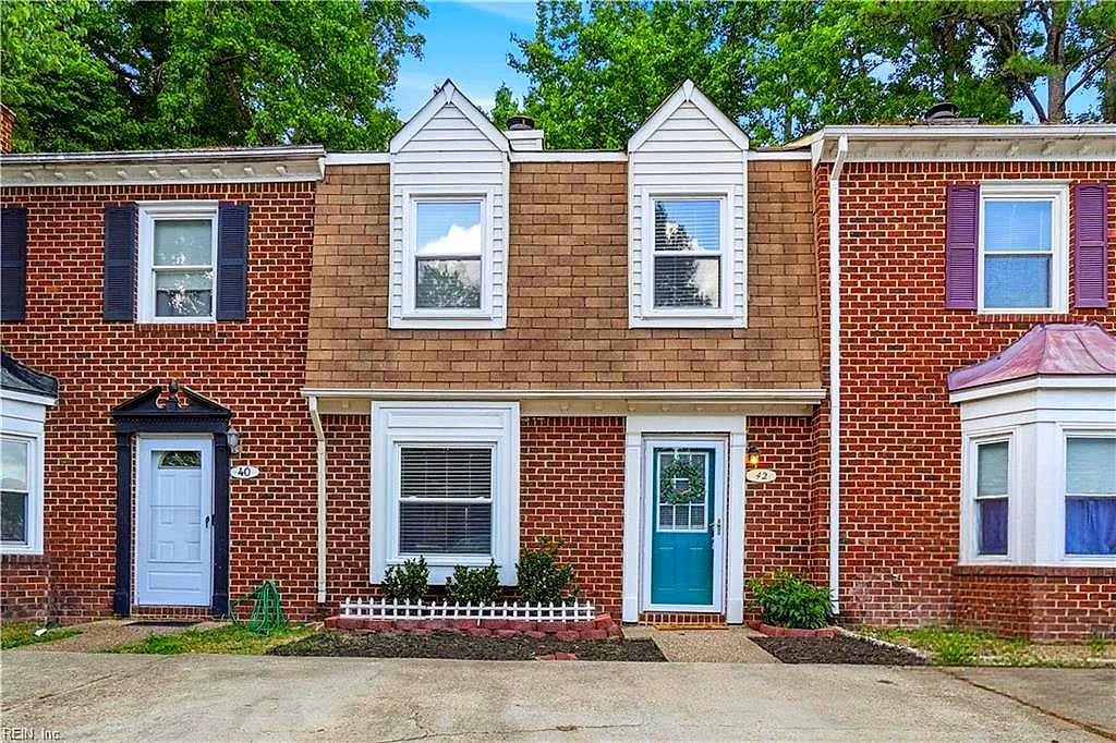 42 King George QUAY, Chesapeake — 2 bed Residential, 1,240 sqft
