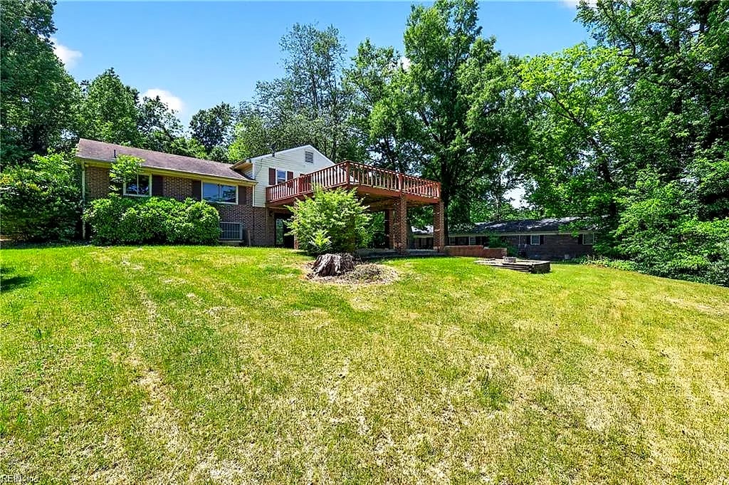 204 Courthouse RD, Blackstone — 3 bed Residential, 1,824 sqft