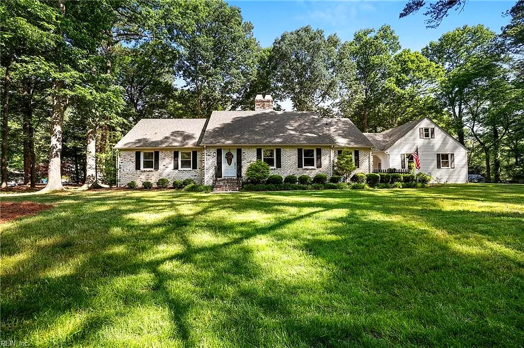616 Lynn Shores DR, Virginia Beach — 4 bed Residential, 3,083 sqft