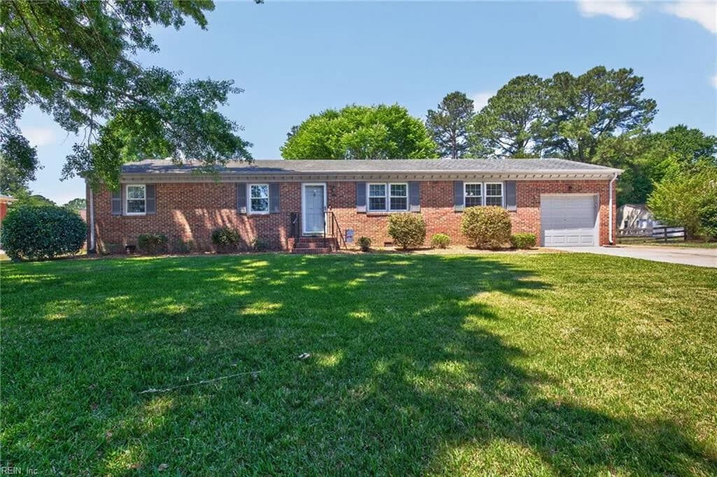 436 Fairfield DR, CHESAPEAKE VA 23322 - Photo 3