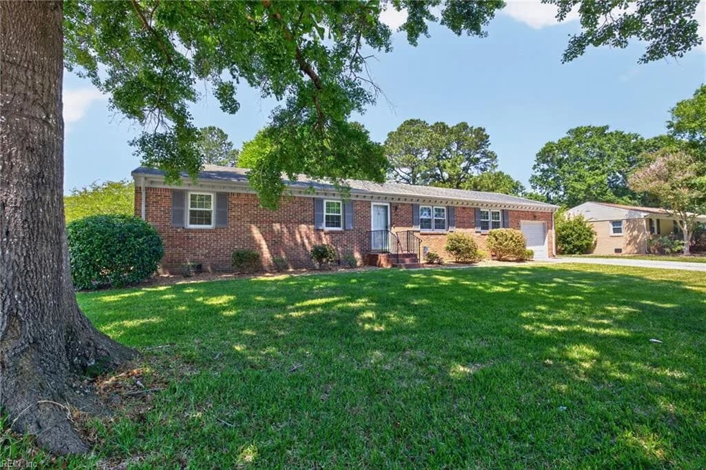 436 Fairfield DR, CHESAPEAKE VA 23322 - Photo 4