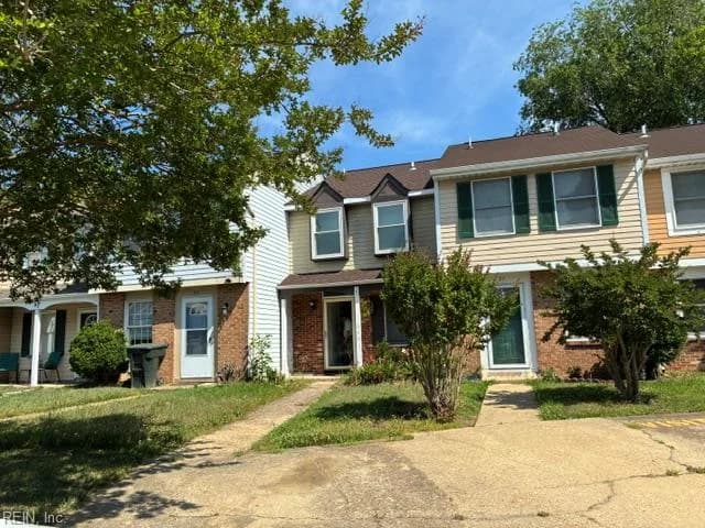 25 Christine CT, HAMPTON VA 23666 - Photo 3