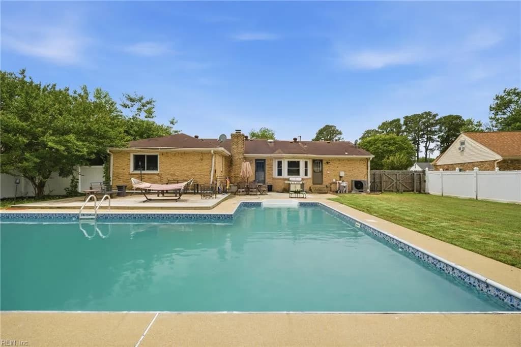 4409 Schoolhouse PATH, PORTSMOUTH VA 23703 - Main photo