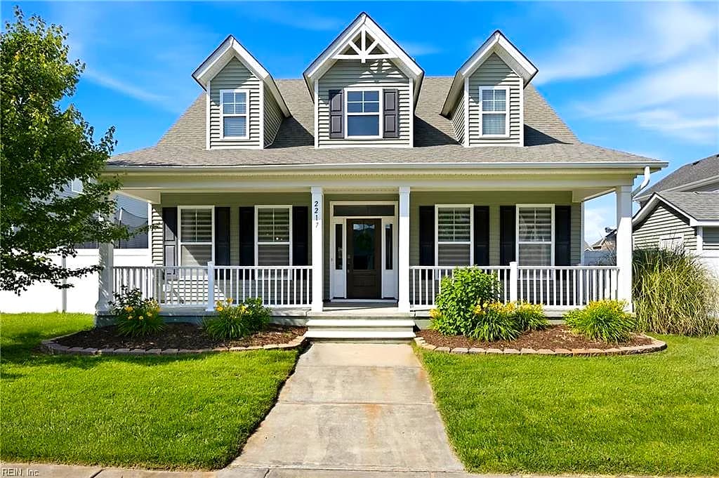 2217 Kirkby LN, VIRGINIA BEACH VA 23456 - Main photo