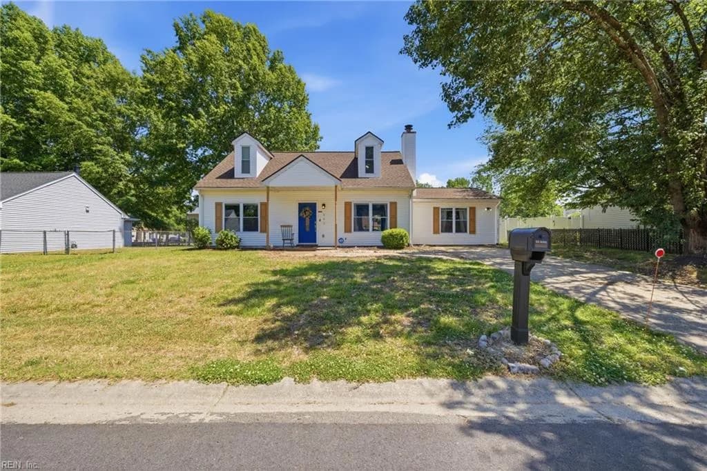 252 Locust ST, SUFFOLK VA 23434 - Photo 2