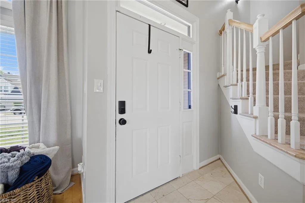 108 Pine Creek DR, HAMPTON VA 23669 - Photo 5