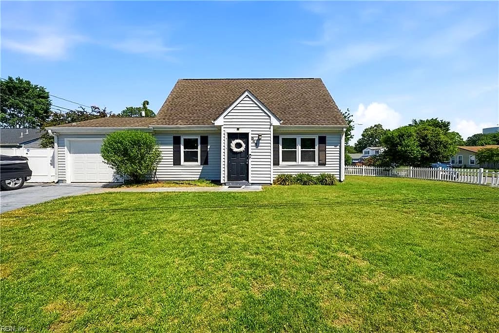 646 Garfield AVE, Virginia Beach — 4 bed Residential, 1,485 sqft