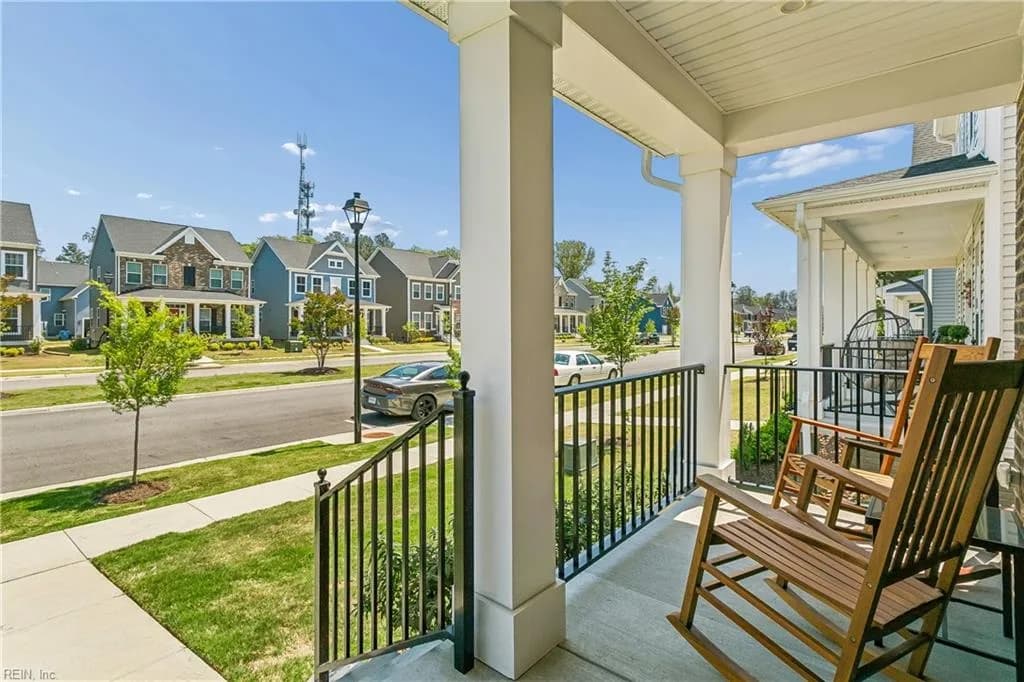 115 Legacy BLVD, POQUOSON VA 23662 - Photo 3