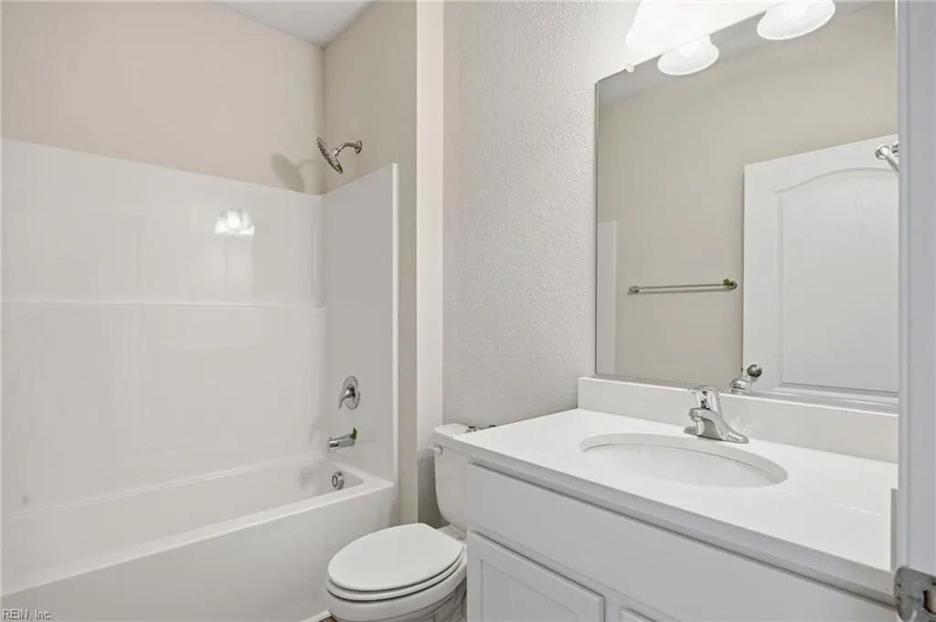 325 Tarn CT, SUFFOLK VA 23434 - Photo 4