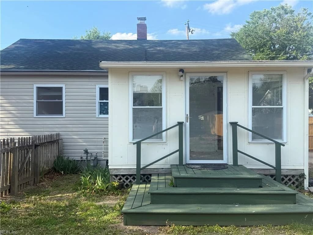 739 Waukesha AVE, NORFOLK VA 23509 - Photo 3