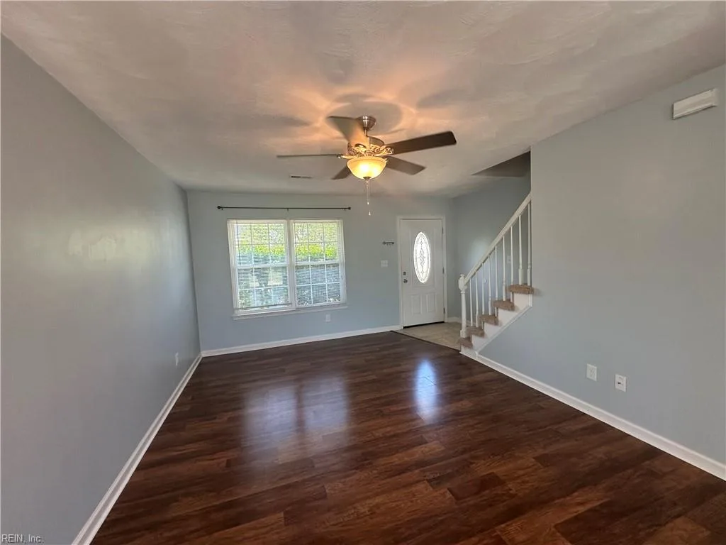 501 Hillshire WAY, VIRGINIABEACH VA 23454 - Photo 3