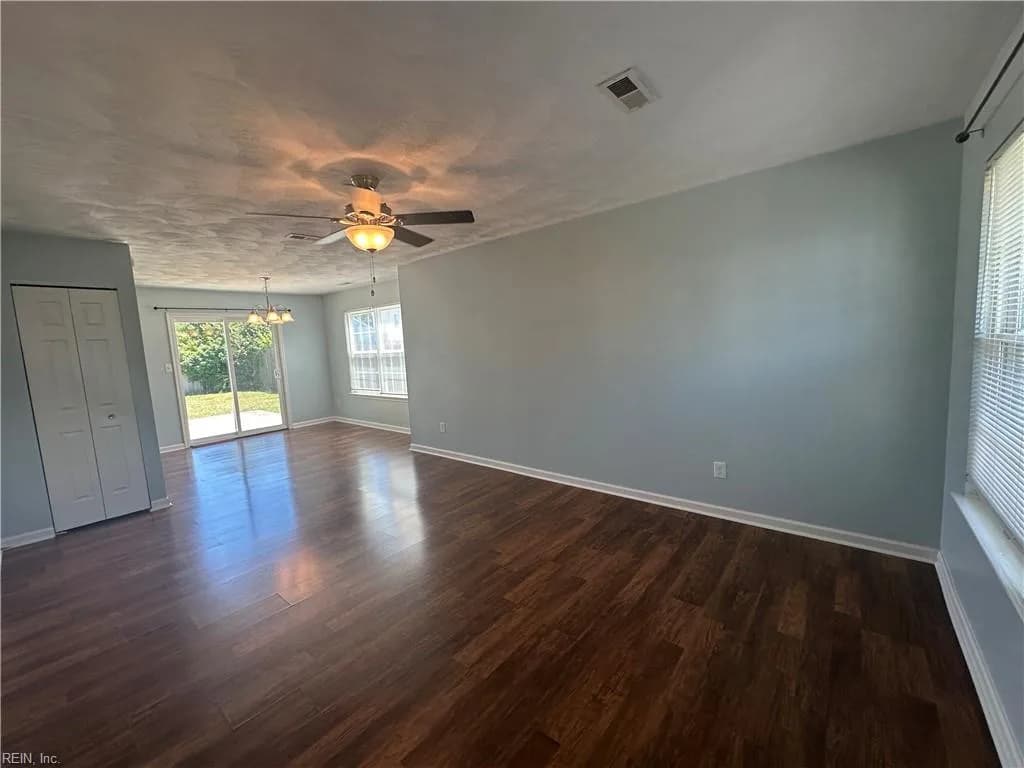 501 Hillshire WAY, VIRGINIABEACH VA 23454 - Photo 4