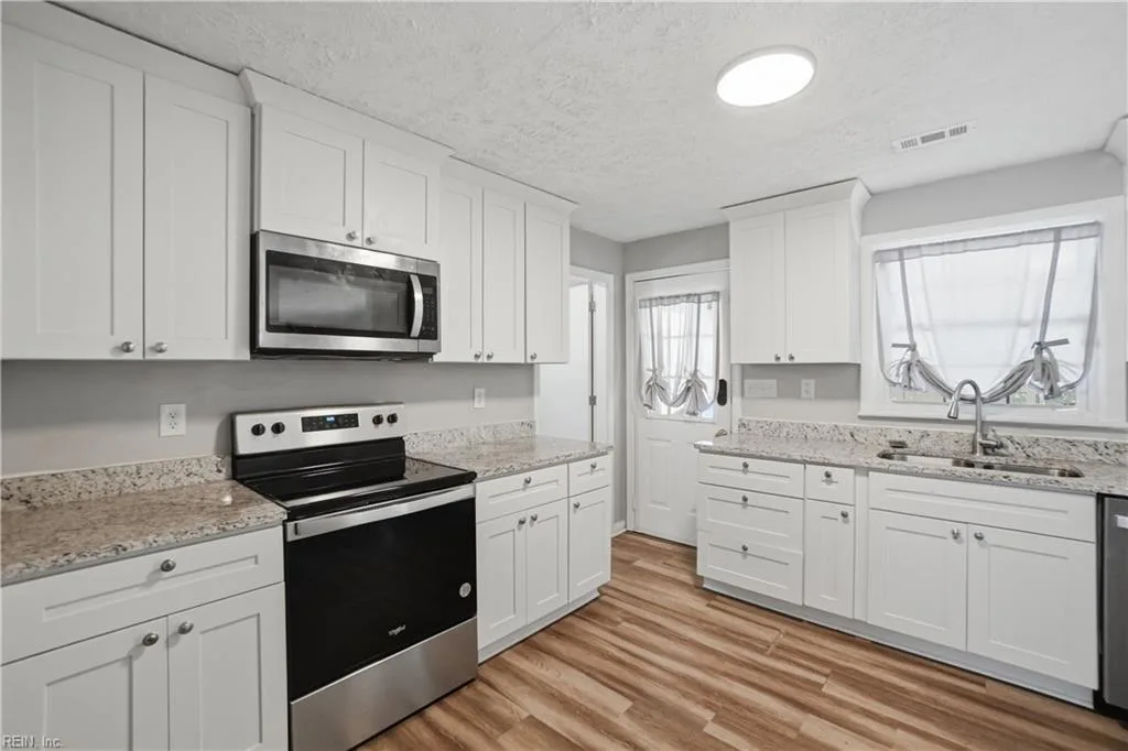 103 Woodhaven RD, Newport News — 3 bed Residential, 1,171 sqft