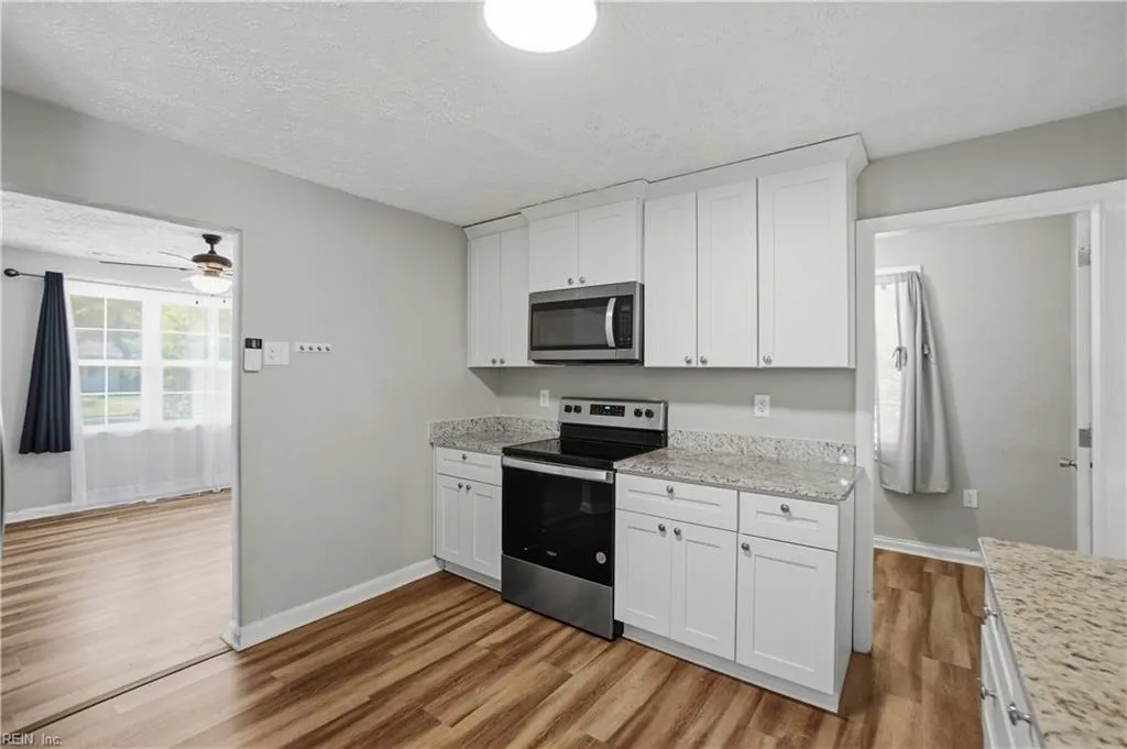 103 Woodhaven RD, NEWPORTNEWS VA 23608 - Photo 4