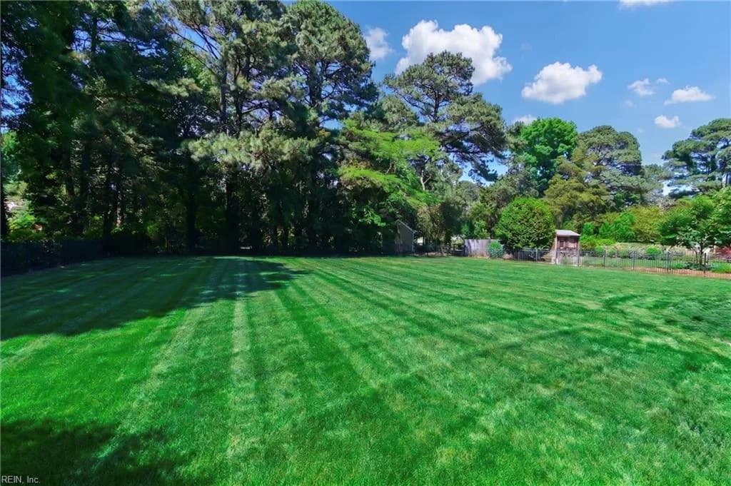 703 Circle LN, VIRGINIABEACH VA 23451 - Photo 5