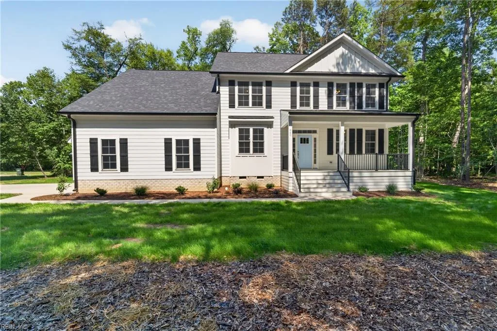 940 Dare RD, YORKTOWN VA 23692