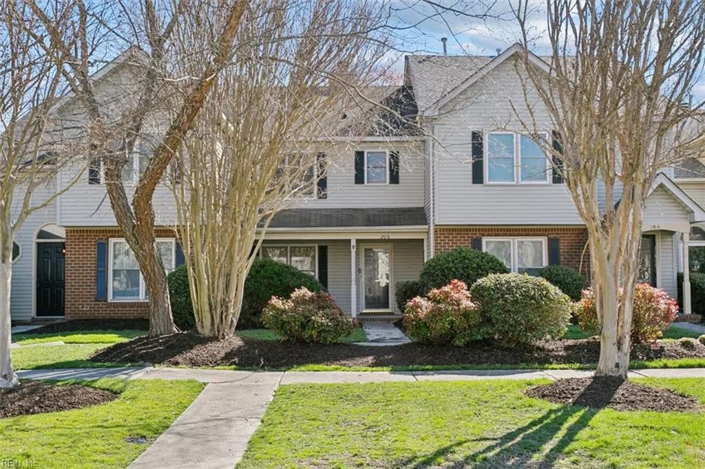 206 Alder Wood DR, HAMPTON VA 23666 - Photo 2