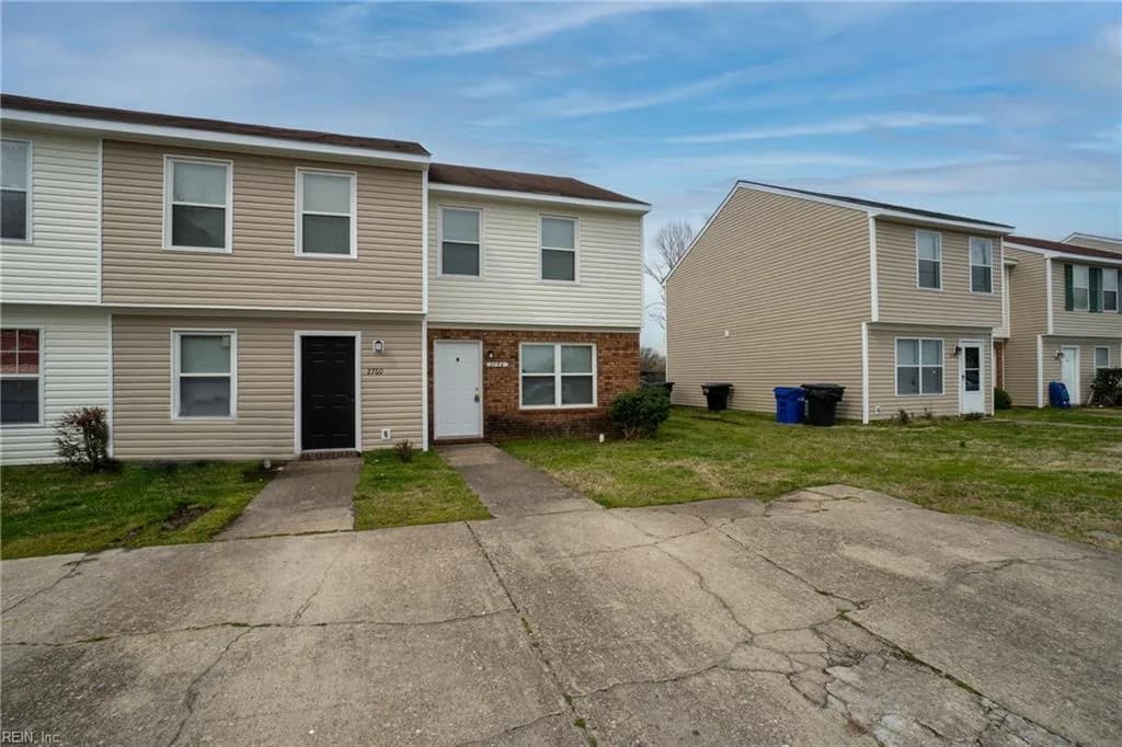 2756 Peach ST, PORTSMOUTH VA 23704 - Photo 2