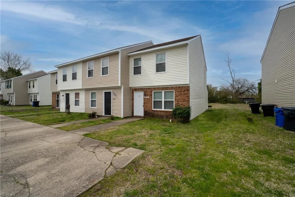 2756 Peach ST, PORTSMOUTH VA 23704 - Photo 3