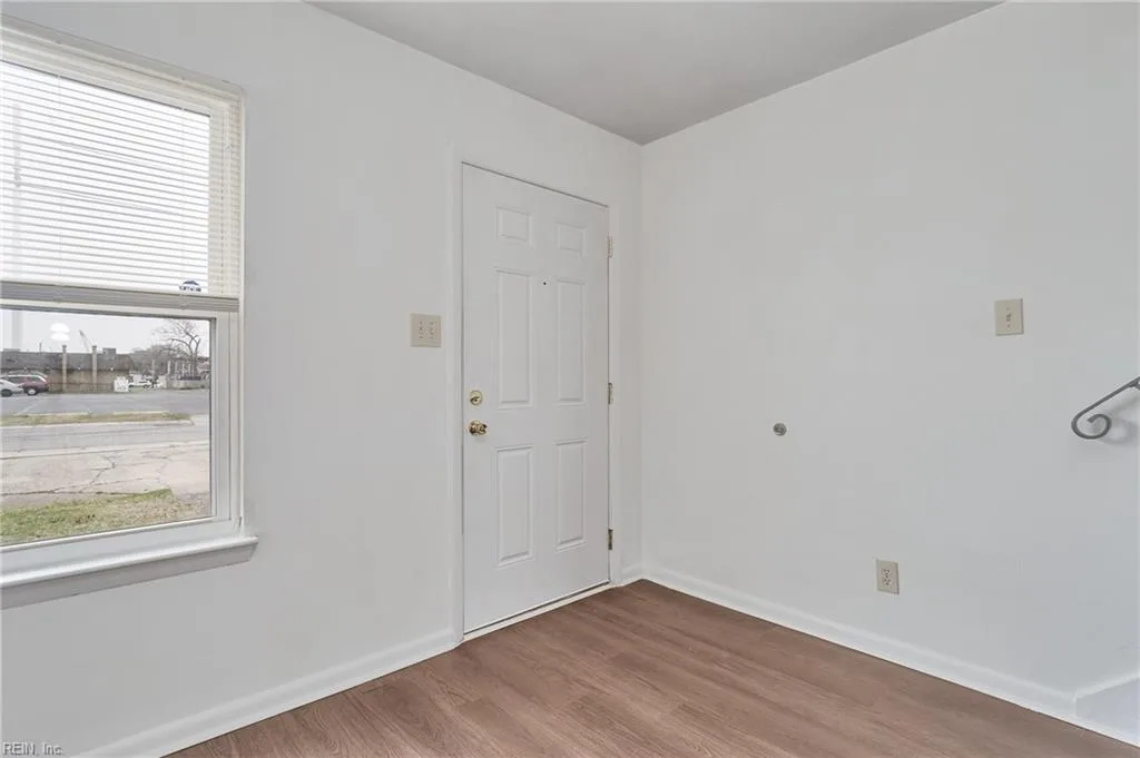 2756 Peach ST, PORTSMOUTH VA 23704 - Photo 4
