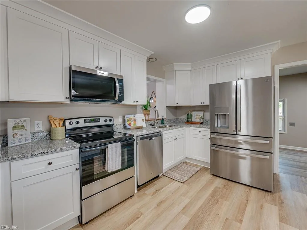 79 Tide Mill Ln LN, HAMPTON VA 23666 - Photo 3