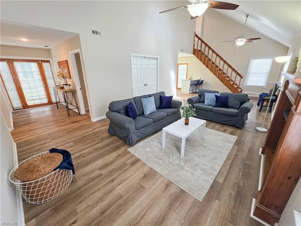 1188 Lord Dunmore DR, Virginia Beach — 3 bed Residential, 1,500 sqft