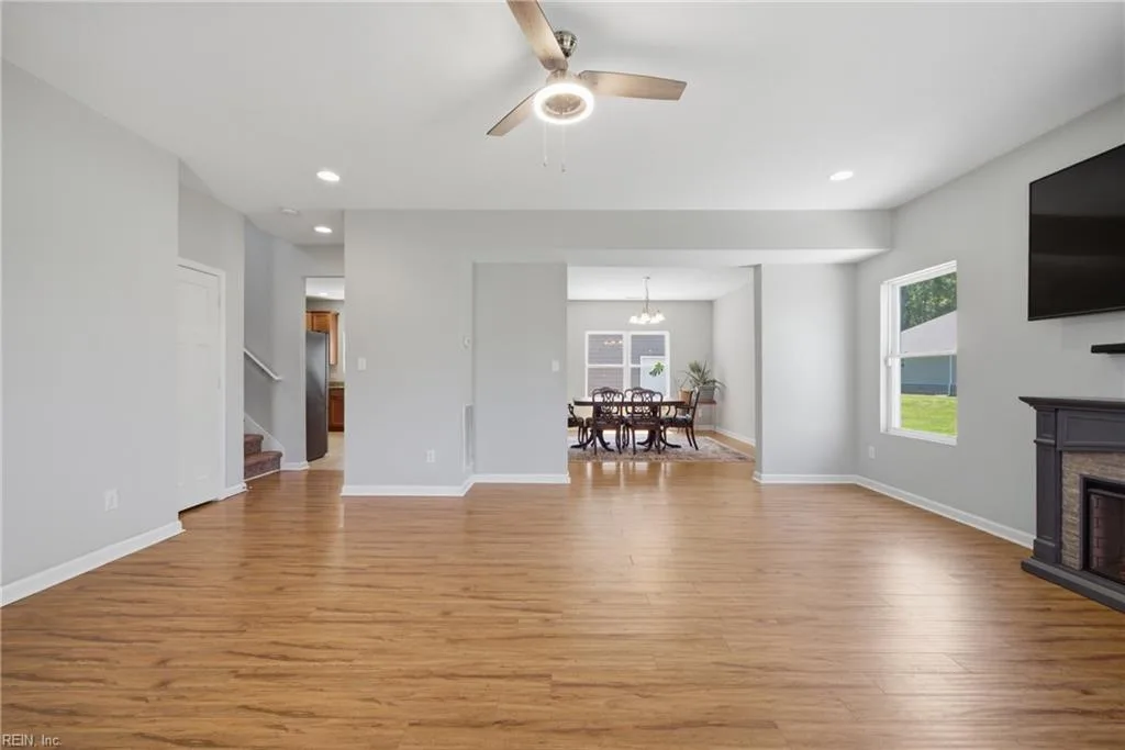3320 Nansemond PW, SUFFOLK VA 23434 - Photo 4