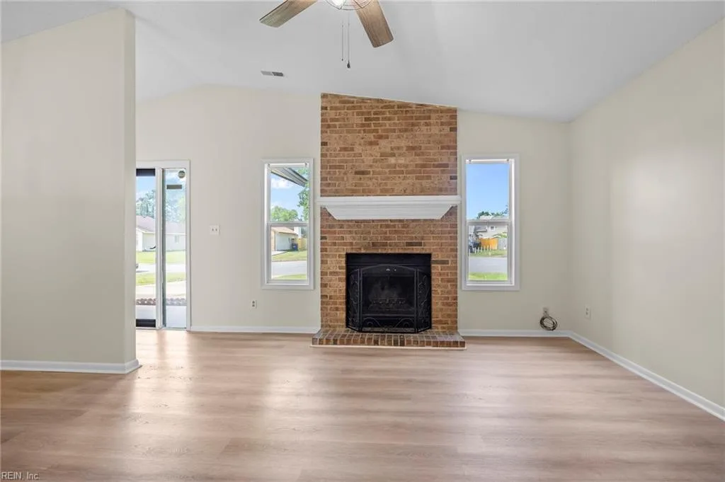 5660 Myers CT, VIRGINIABEACH VA 23464 - Photo 5