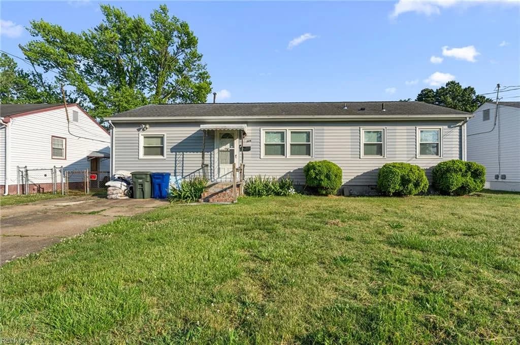 1104 80th ST, NEWPORTNEWS VA 23605 - Photo 4
