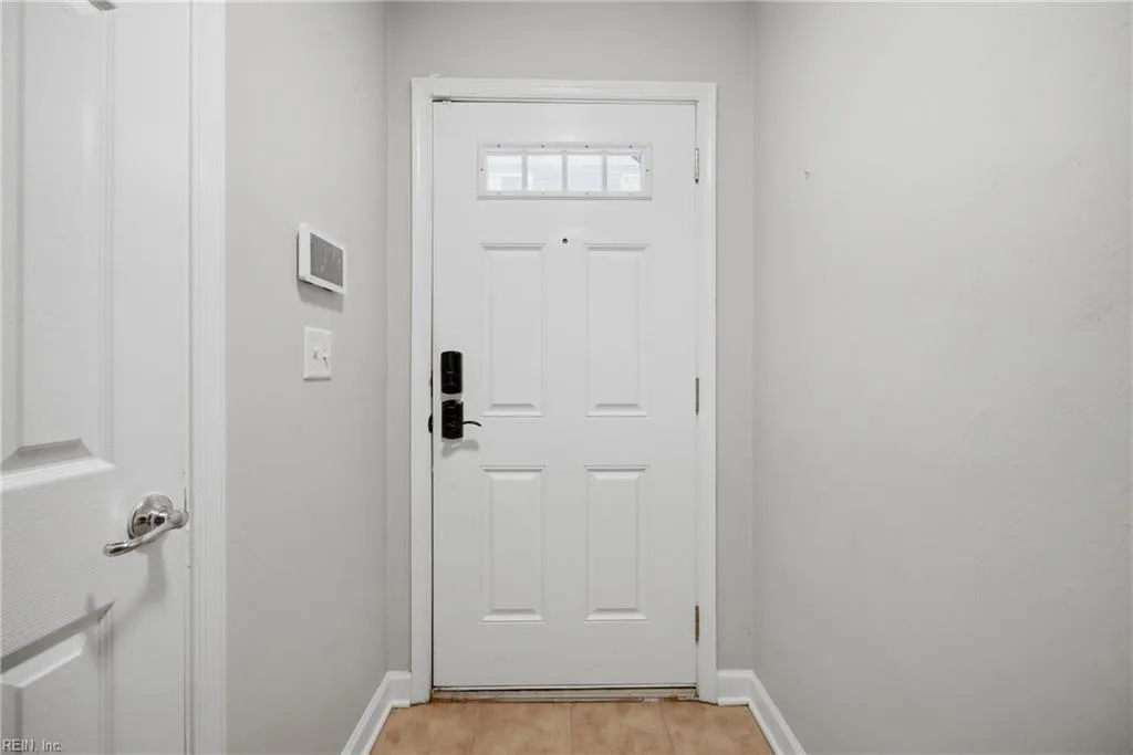 4612 Guam ST, VIRGINIABEACH VA 23455 - Photo 4