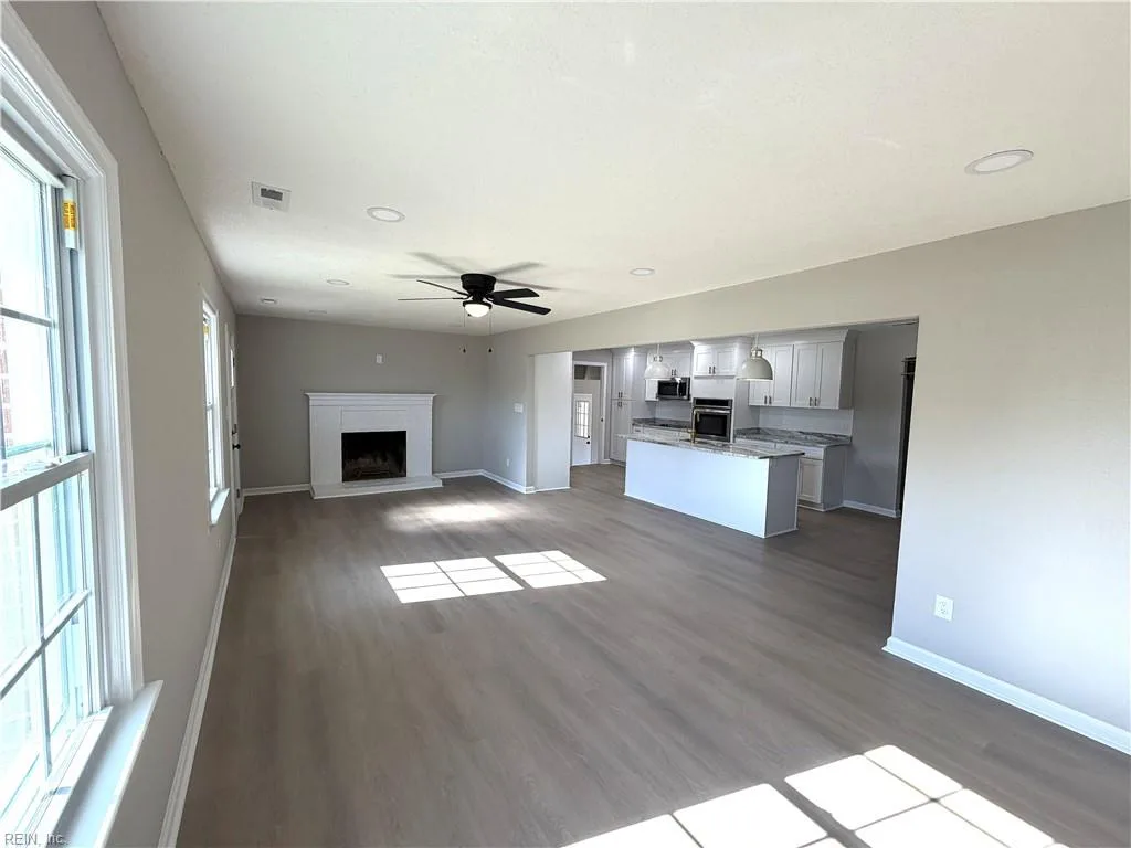 421 Morrison AVE, NEWPORTNEWS VA 23601 - Photo 4