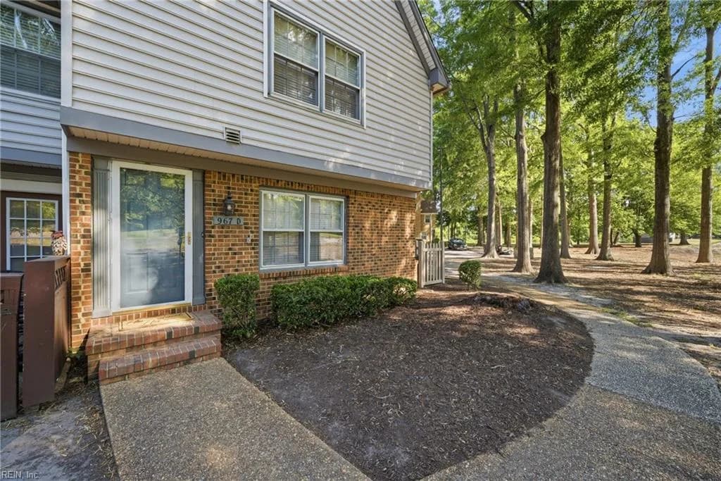 967 Saint Andrews RCH #D, CHESAPEAKE VA 23320 - Photo 3