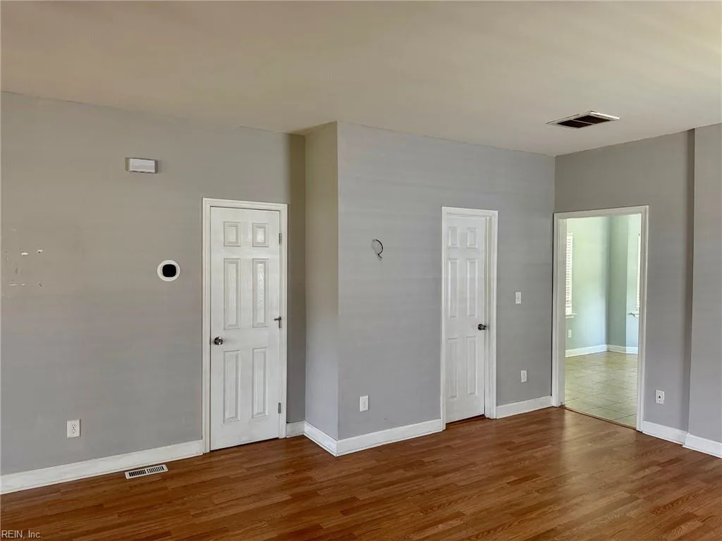 2513 Carona AVE, NORFOLK VA 23504 - Photo 3