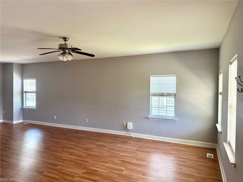 2513 Carona AVE, NORFOLK VA 23504 - Photo 5