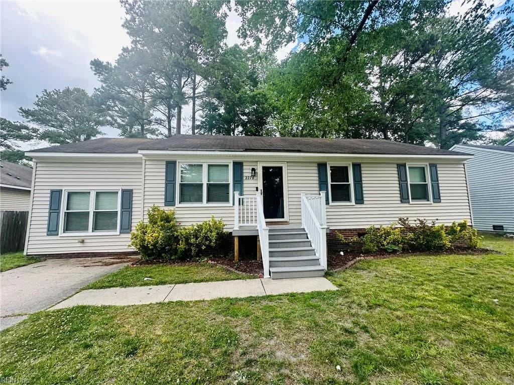 2270 Grace ST, CHESAPEAKE VA 23323 - Photo 2