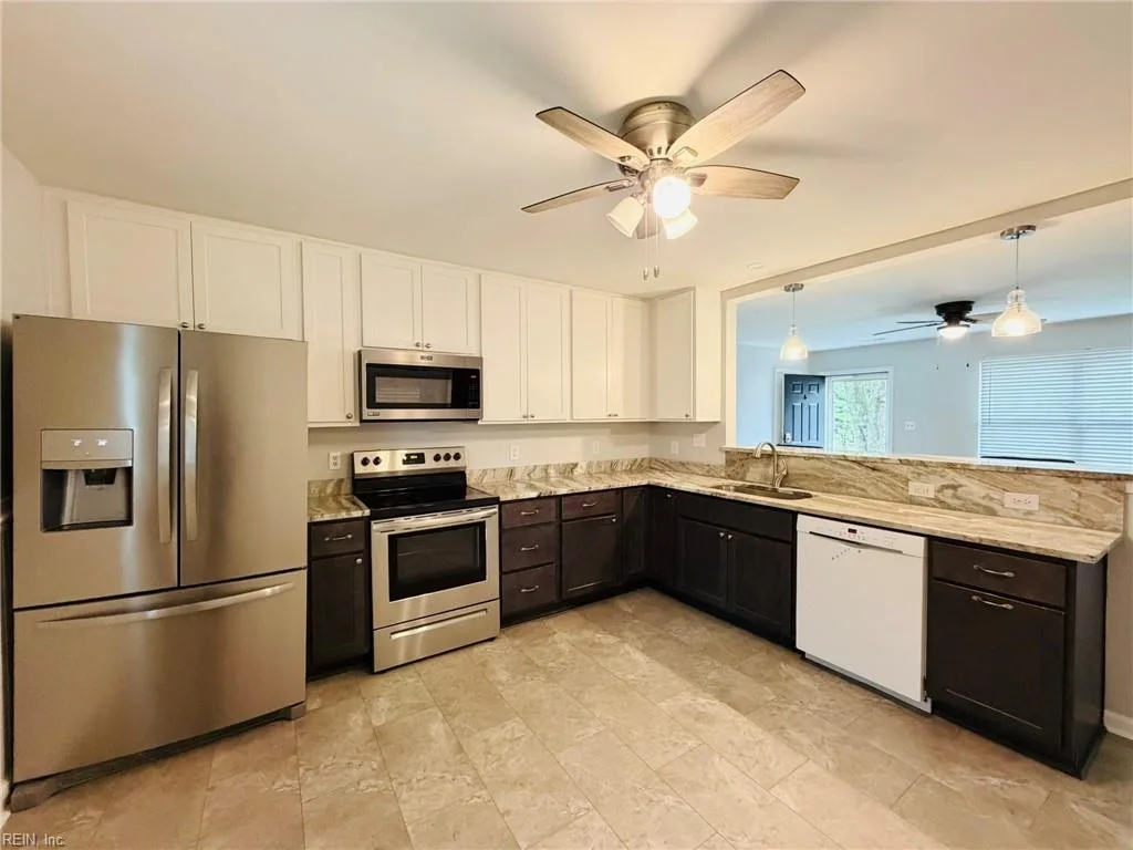 2270 Grace ST, CHESAPEAKE VA 23323 - Photo 4