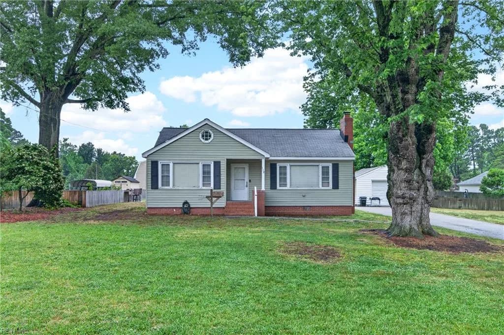 118 Chichester AVE, HAMPTON VA 23669 - Photo 3
