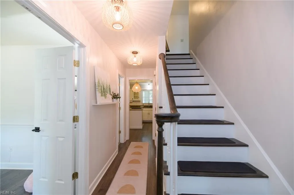 1805 Clearwater CT, NEWPORTNEWS VA 23602 - Photo 5