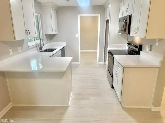 901 Birchwood CT, NEWPORTNEWS VA 23608 - Photo 2