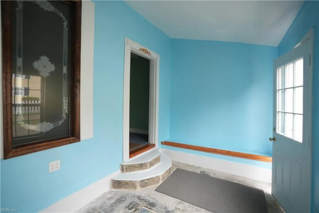 28083 Harborton RD, HARBORTON VA 23389 - Photo 5