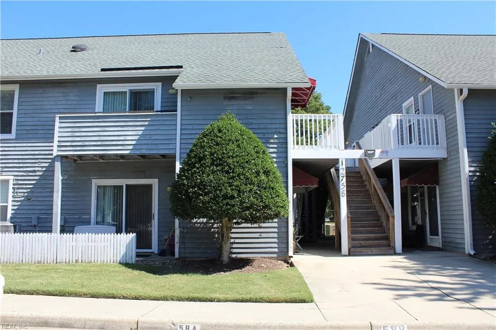 12758 Saint James PL #C, NEWPORTNEWS VA 23602 - Photo 2