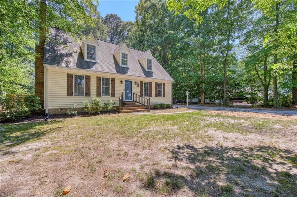 32 Little Florida RD, POQUOSON VA 23662 - Photo 2