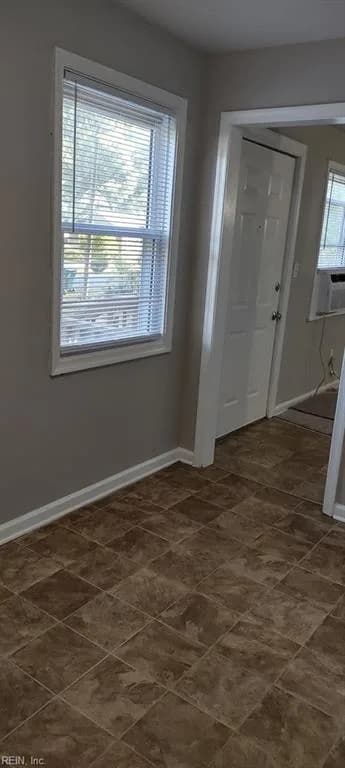 634 72nd ST, NEWPORTNEWS VA 23605 - Photo 3