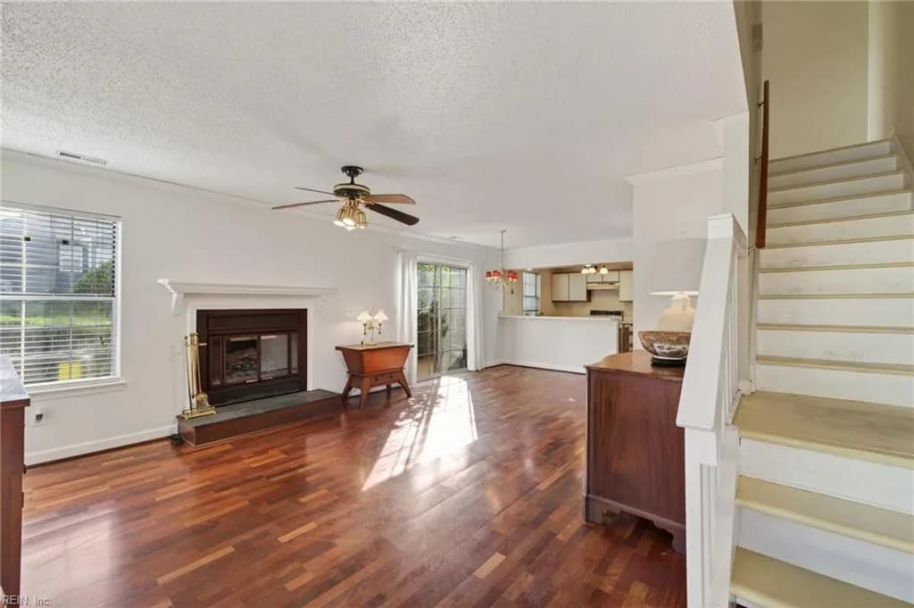 2317 Bastion CT, VIRGINIABEACH VA 23454 - Photo 4